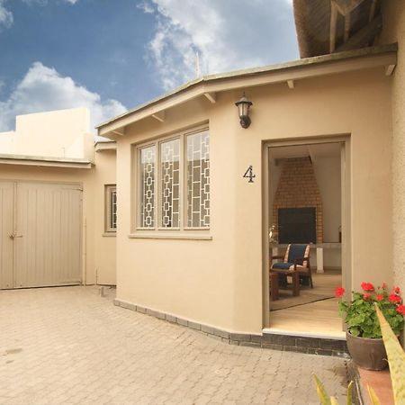 Desert Grass Cottage Swakopmund Extérieur photo
